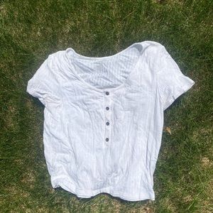 American Eagle T-shirt